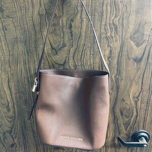 Marc Jacobs Tan/Light Brown Shoulder Bag
